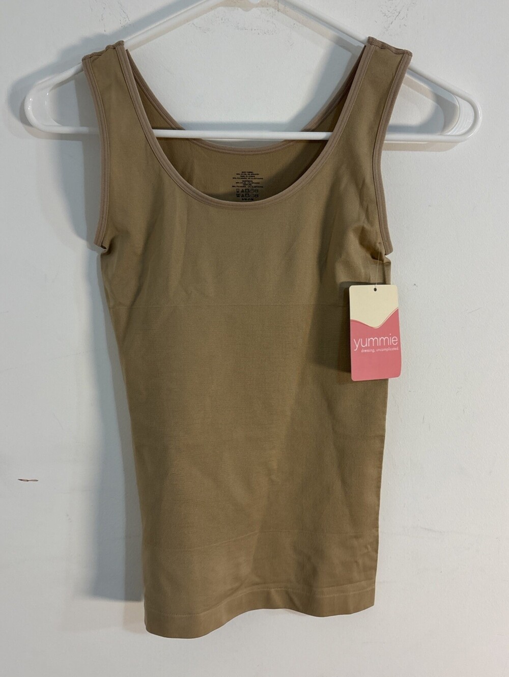 Yummie Women's Sadie Shaping Tank Beige Size S/M New NWT